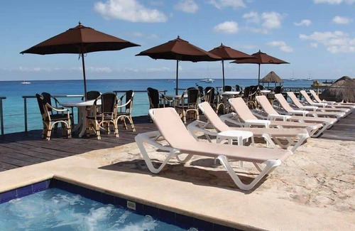 San Miguel Condominio | Luxurious 1BR Suite at El Cid La Ceiba