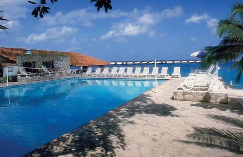 San Miguel Condominio | Luxurious 1BR Suite at El Cid La Ceiba
