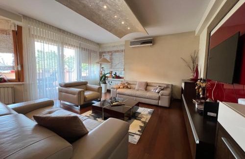 Novi Sad Apartamento | Luxurious Oasis