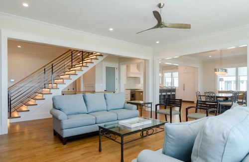 Wrightsville Beach Casa | Luxurious Oceanfront Home w Infinity Pool & EV Chargers!