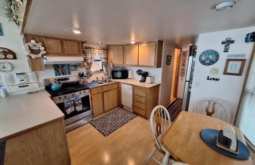 Smith River Casa | Luxurious Oceanfront Cabin 7 Getaway W Hot Tub