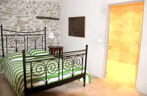 Villetritouls Casa | Lujosa antigua conversión de granero de piedra para 8 personas con piscina