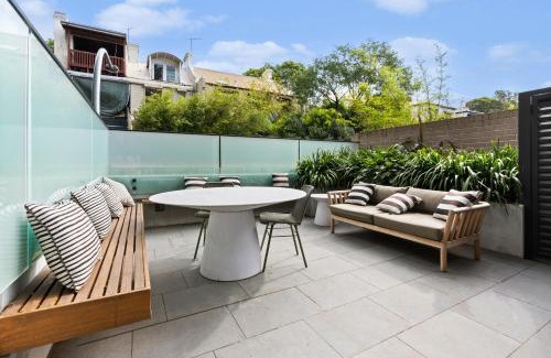 Glebe Apartamento | Luxurious Parkside 4BR Terrace House w/Garage