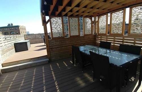 Old Montreal Condominio | Luxurious Penthouse in Old Montreal featuring a majestic roof terrace