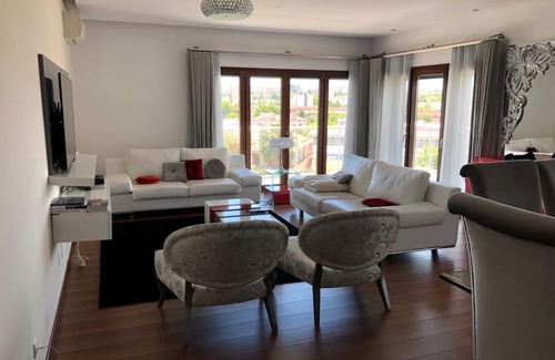 Moscavide Casa | Luxurious Penthouse Private Swimming Pool Oriente
