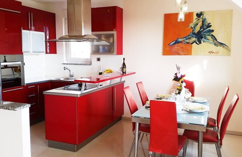 Icici Apartamento | Lujoso ático suite con vista al mar.