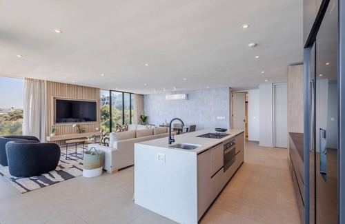 Umdloti Apartamento | Luxurious Penthouse with Breathtaking Ocean Views