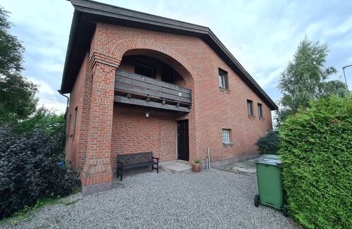 Lillestrom Casa | Luxurious queen bed in DT Serene Villa near Oslo | Lillestrøm K6