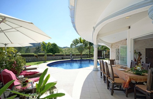 Sa Khu Villa | Villa Eden muy tranquila con piscina privada y ama de casa propia