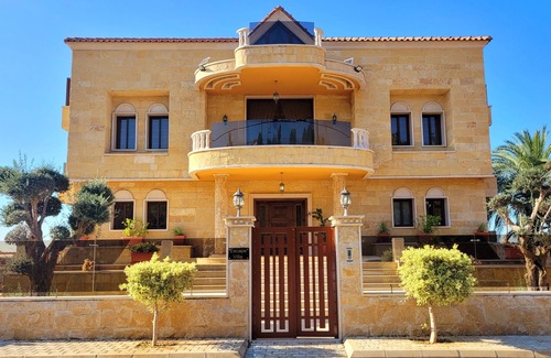 Mechref Villa | Luxurious Residential Villa ---> 15 mins away from Beirut International Airport!
