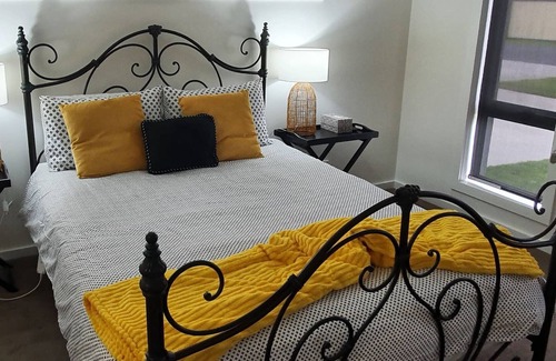 Port Sorell Casa | Luxurious Retreat - Near Beaches & National Park