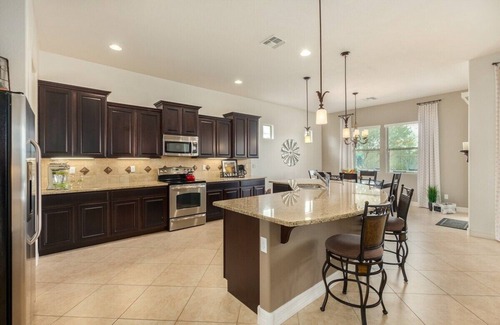 Buckeye Casa | Luxurious Retreat with Private Pool and Spa