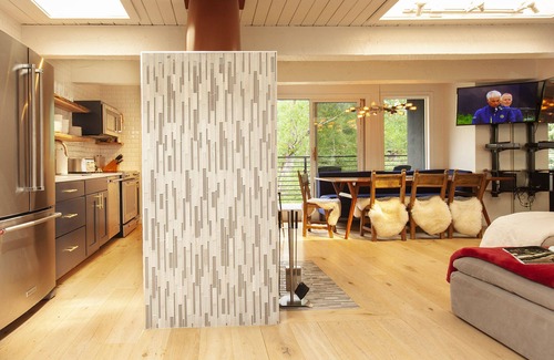 Aspen Casa | Luxurious Riverfront Modern Mountain Townhouse, Downtown Aspen - walk everywhere