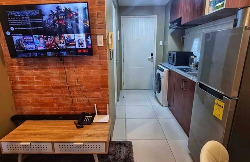 Silang Junction South Casa | Luxurious Romantic Getaway in a stylish Condo