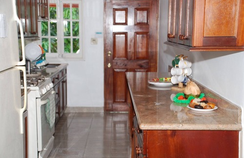 Santoy Hanover Casa | Habitaciones lujosas y aire fresco, Virgin Mountain Air te espera ... Chef de guardia