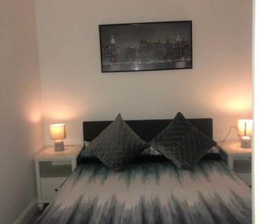 Bangor Apartamento | Luxurious Seaside Apartment
