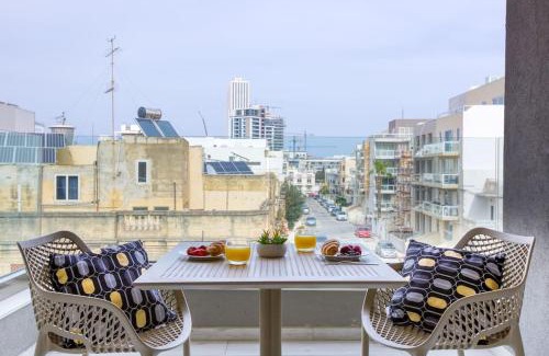 Swieqi Apartamento | Luxurious, Spacious Apartment in Swieqi