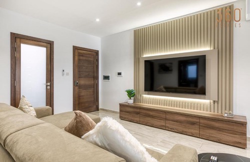 Swieqi Apartamento | Luxurious, spacious fully equipped home in Swieqi by 360 Estates