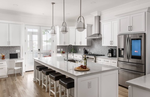 Edgehill Casa | LUXURIOUS & SPACIOUS TOWN HOME LOCATED 1-1/2 MILES TO DOWNTOWN NASHVILLE