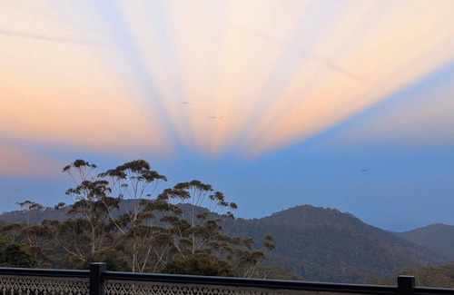 Mount Glorious Casa | Luxurious stay in Mt Glorious rainforest, 30mins from Brisbane
