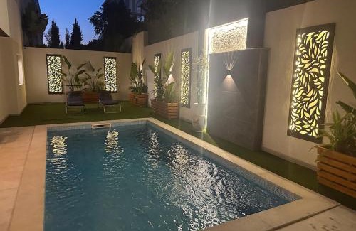 Mrezga Apartamento | Luxurious Stella 2-bedroom Apartment with Pool