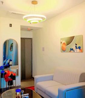 Noida Apartamento | Luxurious suite with city view with The lockwoods