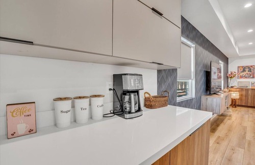 Sherman Oaks Apartamento | Luxurious Townhome