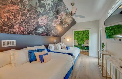 Germantown Casa | Luxurious Twin Homes with Rooftop Decks
