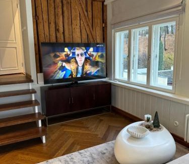 Old Town Apartamento | Luxurious Vallikraavi apartment with Sauna, free parking