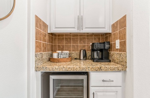 Rancho Santana Casa | Luxurious Villa Living in Indio w/ Pool/Spa