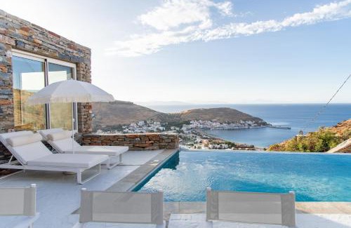Korissia Villa | Luxurious Villa Lune with a swimming pool and a fantastic sea and sunset view