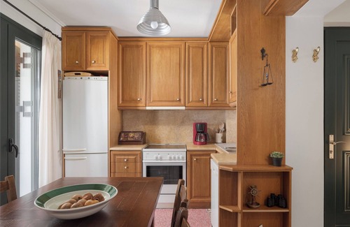 Plepi Casa | Luxurious Villa Nefeli Next To the Beach