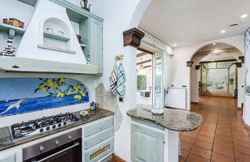 Fregenae Villa | Lujosa villa, outdoor Jacuzzi minipool, indoor whirlpool, sauna, chimenea