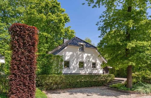 Lunteren Villa | Lujo Gelderse Hoeve con lavavajillas en el Veluwe