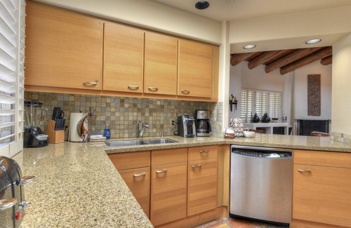 Pinnacle Peak Casa | Luxurious villa with golf, hot tub & pool.