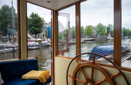 Amsterdam City Centre Alquiler De Eote | Luxurious wellness houseboat - Captains Cabin