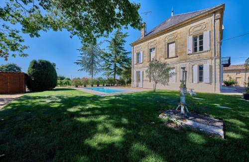 Saint-Pey-d'Armens Casa | Luxurious Wine Estate Saint-Emilion Grand Cru with private swimming pool