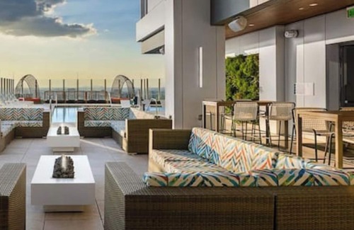 Downtown Atlanta Condominio | Luxurious Wyndham Atlanta 2 Bedroom Condo with Kitchen