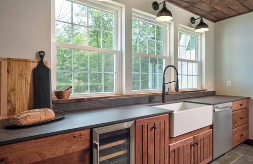 Cresco Casa | Luxuriously Restored Farm Cabin