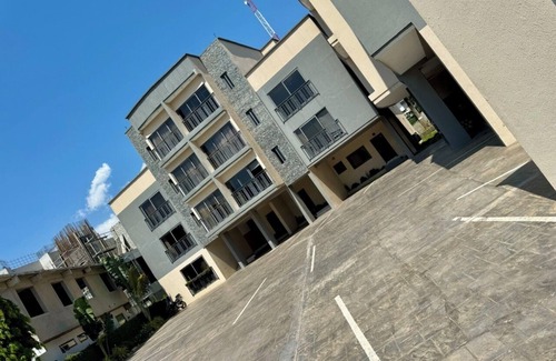 Labone Apartamento | Luxury 1-bedroom apartment with WiFi, AC in welcoming Accra