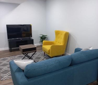 Transcona Apartamento | Luxury 1 Bedroom Basement Suite