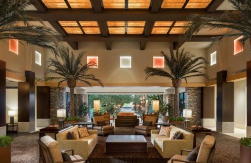 Kierland Complejo | Luxury 1-bedroom resort, full kitchen, dining, living room, patio in Scottsdale