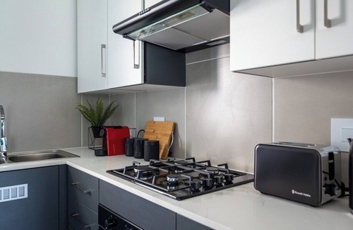 Ballito Apartamento | Luxury 1 - Bedroom Upper Floor Apartment