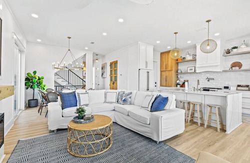 Gulf Shores Casa | Luxury 10 BR Beach House - Beach & Lagoon Views w\ Private Heated Pool