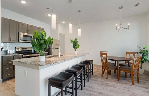 Stony Ridge North Apartamento | Luxury 1BD/1BA Near Airport 3786