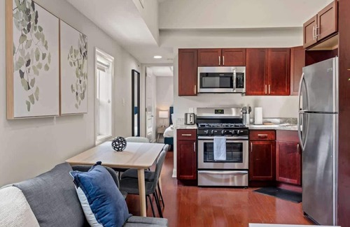 Southwark Apartamento | Luxury 1BD | 2 Beds | Queens Village