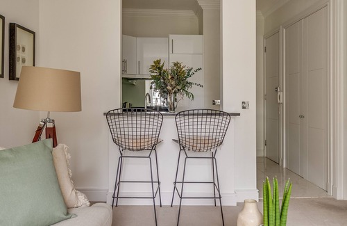 Warwick Apartamento | Luxury 1bed Flat on Eccleston Square