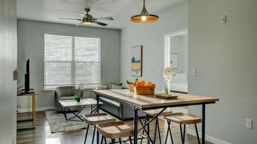 Alphabet Historic District Apartamento | Luxury 1BEDROOM 1BATH SLABTOWN-PEARL