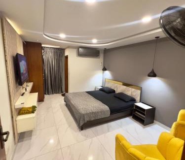 Bahria Town Apartamento | Luxury 1BHK Apartment