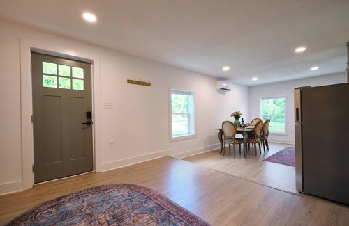 Parkridge Apartamento | Luxury 1BR, Sleeps 4, Walk to stadium/downtown, Full kitchen, W/D